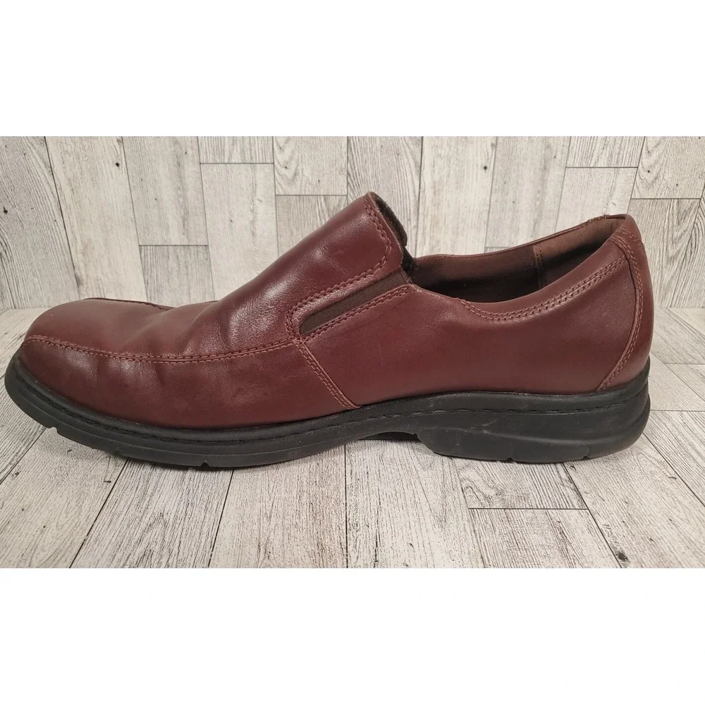 Dunham Mens Shoes Size 13 Brown Leather No Insoles Slip On DAA01BR